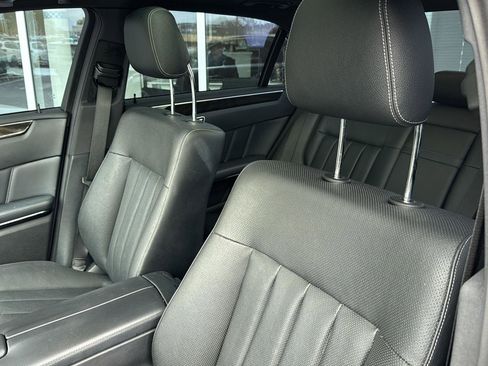 Used 2016 Mercedes-Benz E 400 E 400 image 26