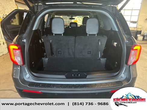 Used 2024 Ford Explorer XLT w/ Equipment Group 202A image 25