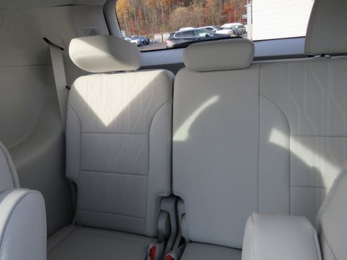 New 2026 Buick Enclave Avenir w/ Super Cruise Package image 10