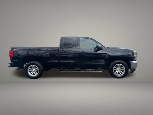 Used 2018 Chevrolet Silverado 1500 LT w/ All Star Edition AWD/4WD image 6