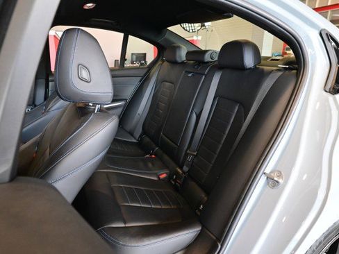 Used 2023 BMW 330i xDrive Sedan w/ M Sport Package AWD/4WD image 18