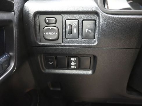 Used 2019 Toyota 4Runner Limited RWD image 18
