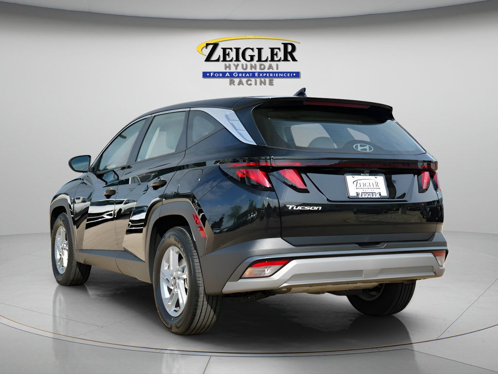 Certified 2026 Hyundai Tucson SE FWD image 5