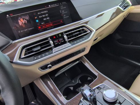 Certified 2022 BMW X5 sDrive40i image 31