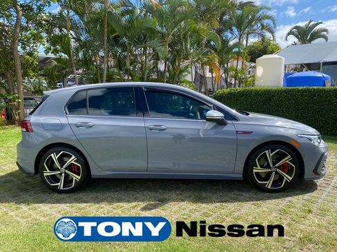 Used 2024 Volkswagen GTI SE FWD image 26