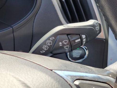 Used 2024 Ford Edge SEL AWD/4WD image 17