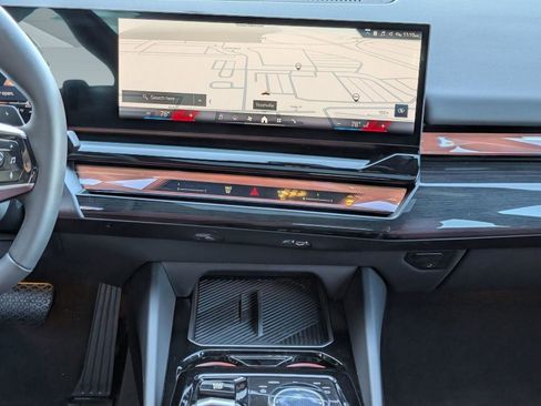 Certified 2026 BMW 540i xDrive image 27