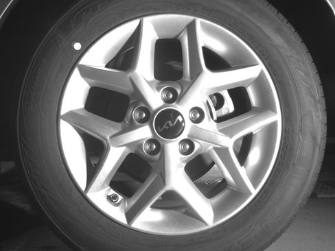 Used 2025 Kia Soul LX w/ LX Technology Package FWD image 14