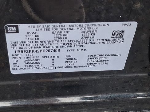 Used 2023 Buick Envision Essence w/ Sport Touring Package AWD/4WD image 27