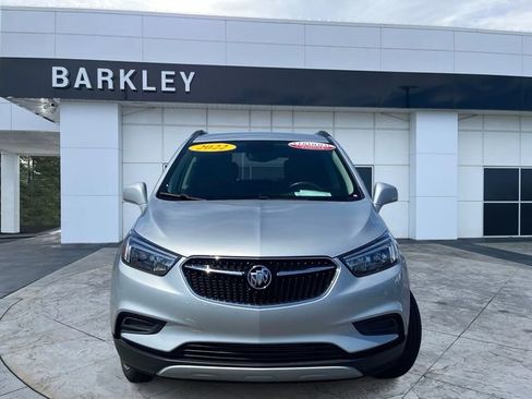 Certified 2022 Buick Encore Preferred w/ Safety Package AWD/4WD image 6