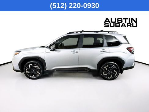 Certified 2025 Subaru Forester Limited image 5