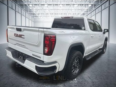 Used 2022 GMC Sierra 1500 Elevation AWD/4WD image 4