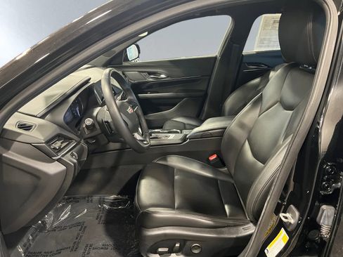 Used 2021 Cadillac CT4 Luxury image 7