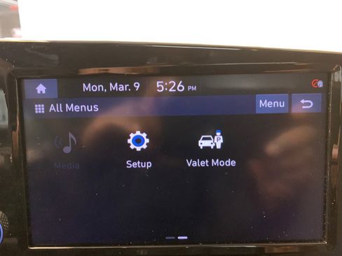 Used 2022 Hyundai Elantra SEL w/ Convenience + Premium Package image 26