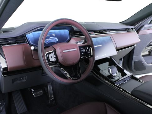 New 2025 Land Rover Range Rover Sport Dynamic SE image 16