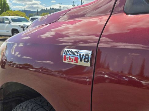 Used 2009 Toyota Tundra 4x4 Double Cab image 16