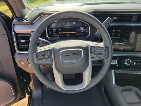 New 2026 GMC Sierra 2500 Denali w/ Denali Reserve Package image 14