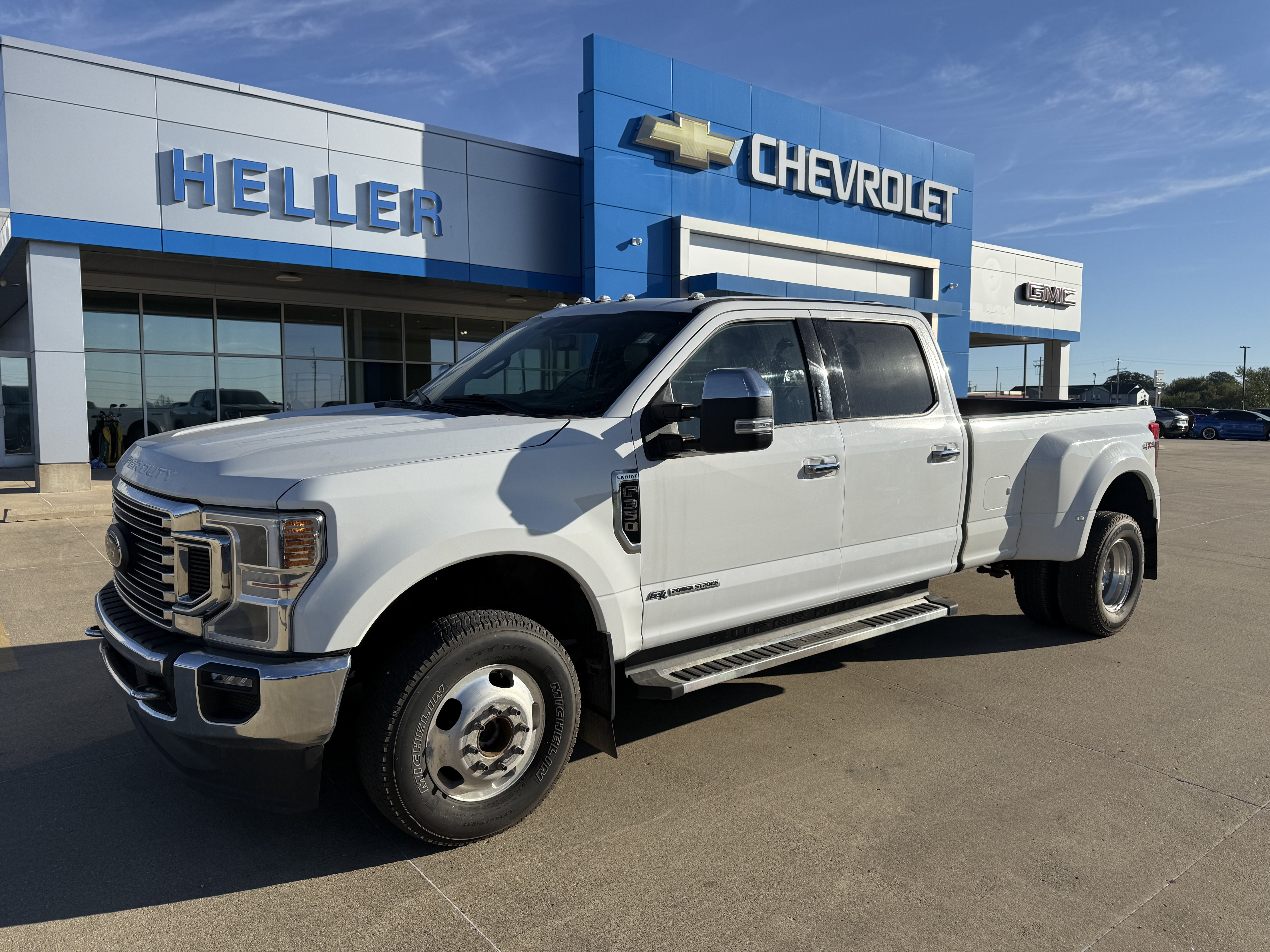 Used 2022 Ford F350 Lariat w/ Chrome Package AWD/4WD image 3
