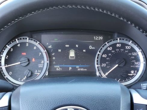 Certified 2025 Toyota Highlander XLE image 11