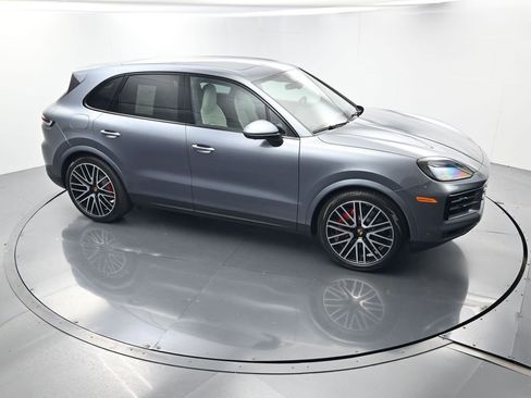 Certified 2026 Porsche Cayenne S AWD/4WD image 41