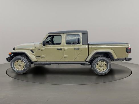 New 2026 Jeep Gladiator Sport image 4