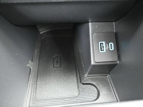 Used 2024 Ford Edge SEL w/ Convenience Package AWD/4WD image 22