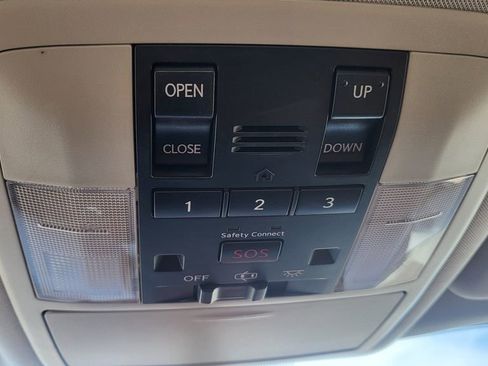 Used 2012 Lexus CT 200h Premium w/ Premium Audio Pkg image 31