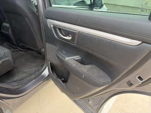 Used 2018 Honda CR-V LX image 19