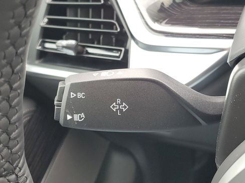 New 2026 BMW X5 xDrive40i w/ M Sport Package AWD/4WD image 14