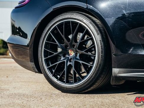 Used 2018 Porsche Panamera 4S image 44