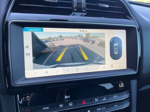 Used 2020 Jaguar F-PACE Premium AWD/4WD image 29