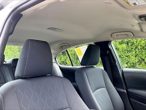 Used 2024 Toyota Corolla LE FWD image 22