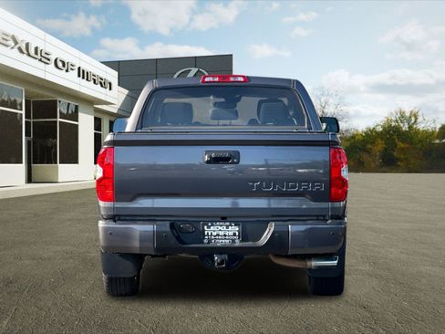 Used 2018 Toyota Tundra Limited w/ Limited Premium Package RWD image 9
