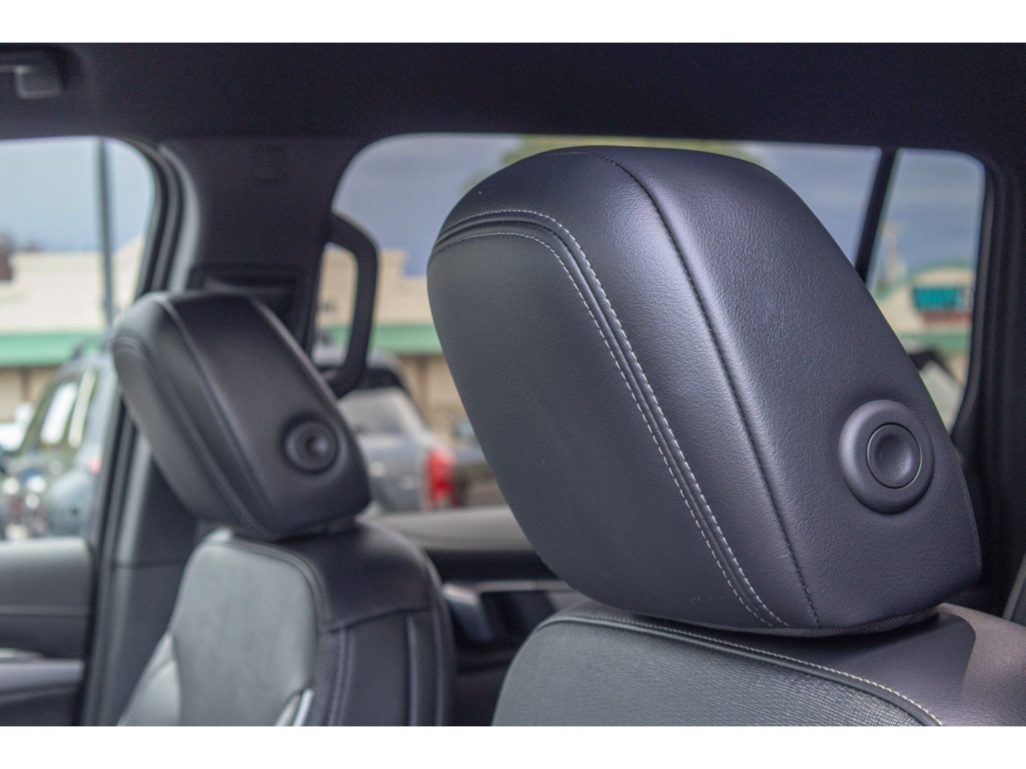 Used 2025 Buick Enclave Preferred AWD/4WD image 19