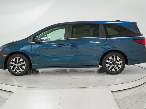 New 2026 Honda Odyssey EX-L image 4