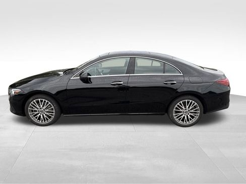 Used 2025 Mercedes-Benz CLA 250 4MATIC image 3