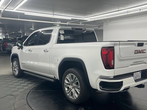 Used 2022 GMC Sierra 1500 Denali w/ Denali Premium Package AWD/4WD image 4