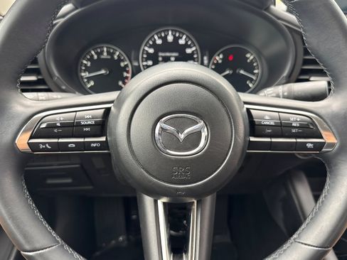 Used 2025 MAZDA MAZDA3 s FWD image 11