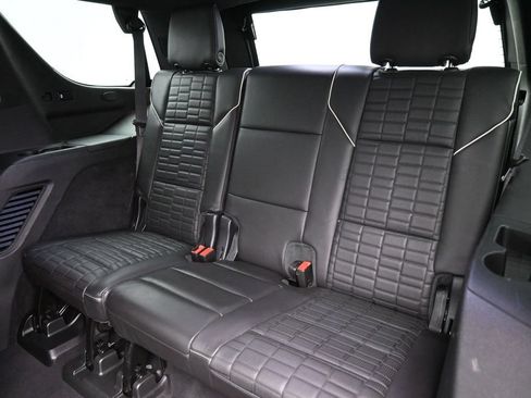 Used 2021 Cadillac Escalade Sport Platinum w/ Heavy-Duty Trailer Package AWD/4WD image 26