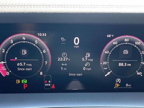 New 2026 Volkswagen Tiguan SE R-Line FWD image 20