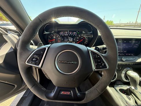 Used 2022 Chevrolet Camaro SS image 18