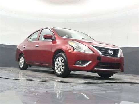 Used 2018 Nissan Versa SV w/ SV Special Edition Package image 44