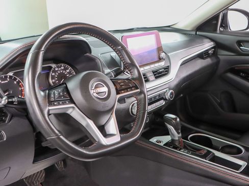 Used 2023 Nissan Altima 2.5 SR image 22