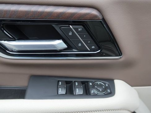 New 2026 GMC Yukon XL Denali w/ Sun & Power Step Package image 11