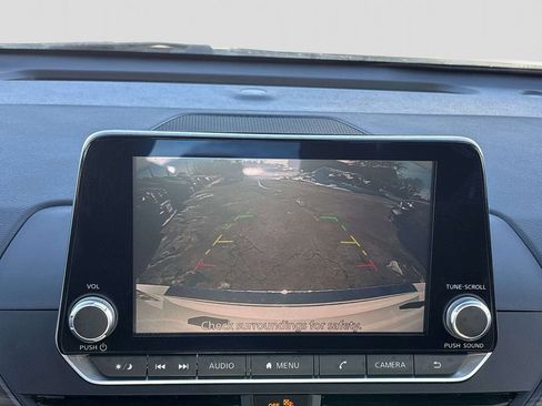 Certified 2023 Nissan Altima 2.5 SV image 21