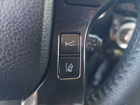 Used 2022 Toyota 4Runner TRD Off-Road AWD/4WD image 30