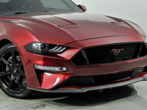 Used 2019 Ford Mustang GT Premium w/ Black Accent Package RWD image 3