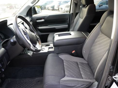 Used 2021 Toyota Tundra SR5 AWD/4WD image 4