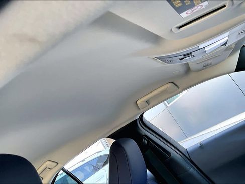 Used 2021 Lexus UX 250h w/ Accessory Package (Z1) image 14