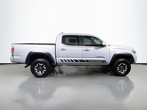 Used 2021 Toyota Tacoma TRD Off-Road image 3